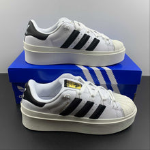 Cargar imagen en el visor de la galería, Adidas Superstar Bonega W Cloud White Core Black Gold Metallic GY5250