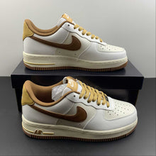 Cargar imagen en el visor de la galería, Air Force 1 07 Low Badam Brown White YY3188-103
