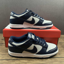 Cargar imagen en el visor de la galería, SB Dunk Low Georgetown Wolf Grey Dark Obsidian Total Orange DD1391-003