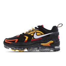 Cargar imagen en el visor de la galería, Air VaporMax Evo Black Red Orange DB0159-001