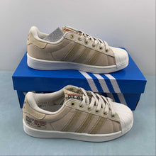 Cargar imagen en el visor de la galería, Adidas Superstar Brown Beige IE2940