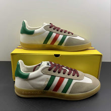 Cargar imagen en el visor de la galería, Adidas x Gucci Gazelle White Leather