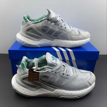 Cargar imagen en el visor de la galería, Adidas Day Jogger Boost Grey Green Cloud White FX6173