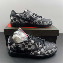 Cargar imagen en el visor de la galería, Air Jordan 1 Retro Low OG SP “Travis Scott and Louis Vuitton” Black Check Barb DM7866-662