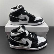 Cargar imagen en el visor de la galería, Air Jordan 1 Mid Panda Black White DV0991-101