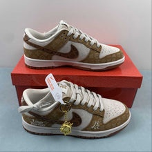 Cargar imagen en el visor de la galería, SB Dunk Low LV Brown White Metallic Gold FC1688-184