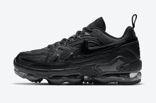 Cargar imagen en el visor de la galería, Air VaporMax EVO Triple Black CT2868-003