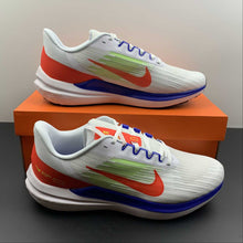 Cargar imagen en el visor de la galería, Air Winflo 9 White Bright Crinsom DX3355-100