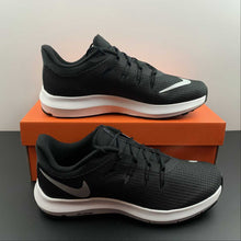 Cargar imagen en el visor de la galería, Nike Quest Black Metallic Silver AA7403-001