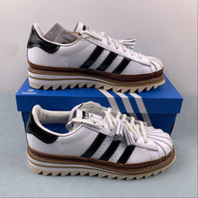 Cargar imagen en el visor de la galería, Clot x Adidas Superstar By Edison Chen White Crystal Sand Core Black IH3132