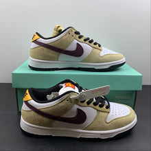 Cargar imagen en el visor de la galería, SB Dunk Low Pro White Varsity Crimson University Red 304292-161