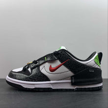 Cargar imagen en el visor de la galería, SB Dunk Low Disrupt 2 Just Do It Snakeskin Black White DV1490-161
