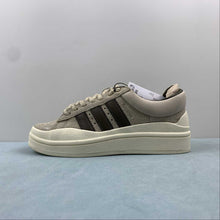 Cargar imagen en el visor de la galería, Bad Bunny x Adidas Campus Brown Off White FZ5824