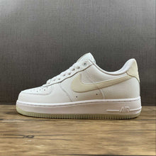 Cargar imagen en el visor de la galería, Air Force 1 07 Low Essential White Sole Glow in the Dark AO2132 101