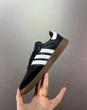 Cargar imagen en el visor de la galería, Adidas Samba Vegan Black White Brown-Gum B75807