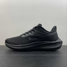 Cargar imagen en el visor de la galería, Air Zoom Pegasus 39 Black DH4071-006