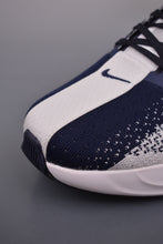 Cargar imagen en el visor de la galería, Nike ZoomX Pegasus PLUS Knit White Blue Red Hook FQ7262-080