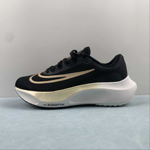 Cargar imagen en el visor de la galería, Zoom Fly 5 Black Sail Gold DM8968-002