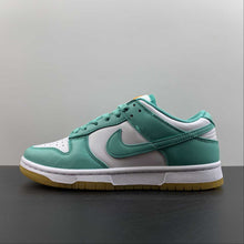 Cargar imagen en el visor de la galería, SB Dunk Low White Turquoise Green Orange DV2190-100