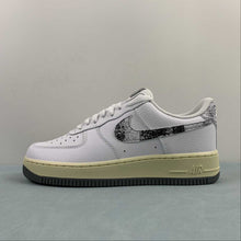 Cargar imagen en el visor de la galería, Air Force 1 Low Classics 50 Years Of Hip-Hop White Smoke Grey Beach DV7183-100