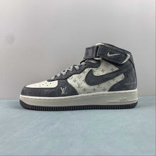 Cargar imagen en el visor de la galería, Air Force 1 07 Mid LV Gray White DV9988-200