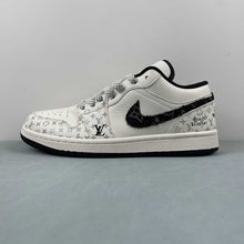 Cargar imagen en el visor de la galería, Air Jordan 1 Low LV Off White Black SJ9950-006