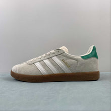 Cargar imagen en el visor de la galería, Adidas Gazelle Indoor Wonder White Green Gum IF3235