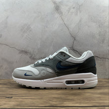 Cargar imagen en el visor de la galería, Air Max 1 City Pack London Smoke Grey Valerian Blue CV1639-001