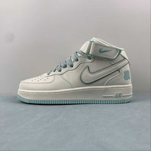 Cargar imagen en el visor de la galería, Undefeated x Air Force 1 07 Mid Light Blue White GB5969-002
