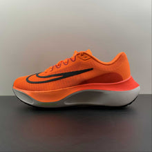 Cargar imagen en el visor de la galería, Zoom Fly 5 Total Bright Orange Crimson White Black DM8968-800