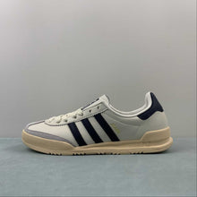 Cargar imagen en el visor de la galería, Adidas Jeans Chalk White Sand Strata Legend Ink GY7436