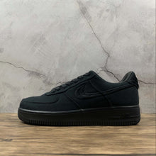 Cargar imagen en el visor de la galería, Air Force 1 Low Stussy Triple Black CZ9084-001