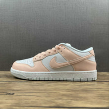 Cargar imagen en el visor de la galería, SB Dunk Low Move To Zero Pale Coral White DD1873-100