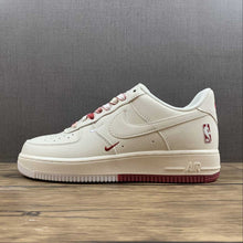 Cargar imagen en el visor de la galería, Air Force 1 07 Low NBA Rice White Dark Red NB8969-123