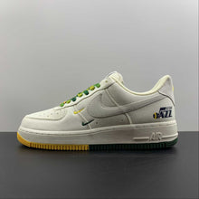Cargar imagen en el visor de la galería, Air Force 1 07 Low White Green Noise Yellow ZJ6695-303