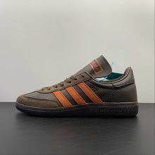Cargar imagen en el visor de la galería, Adidas Handball Spezial Brown Collegiate Orange HP6694