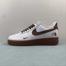 Cargar imagen en el visor de la galería, The North Face x Gucci x Air Force 1 07 Low White Brown DH7561-188