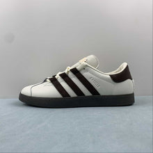 Cargar imagen en el visor de la galería, Adidas Gazelle Foot Industry Leather White Brown IG1895
