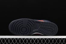 Cargar imagen en el visor de la galería, SB Dunk Low SP Orange Marine CU1727-800