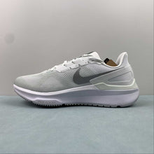 Cargar imagen en el visor de la galería, Air Zoom Structure 25 White Metallic Silver DJ7883-105