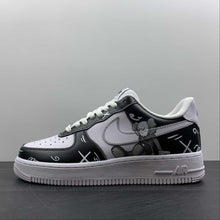 Cargar imagen en el visor de la galería, Air Force 1 07 Low Kaws Black White Customised 36-45 CW2288-777