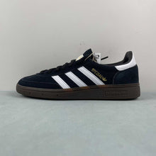 Cargar imagen en el visor de la galería, Adidas Handball Spezial Core Black Gum Cloud White DB3021