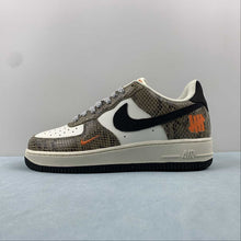 Cargar imagen en el visor de la galería, Undefeated x Air Force 1 Low White Black Brown BS9055-830