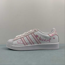 Cargar imagen en el visor de la galería, Adidas Superstar Heart Classic Shell Head EG4958