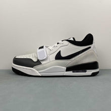 Cargar imagen en el visor de la galería, Air Jordan Legacy 312 Low White Black White Cool Grey HV1811-101