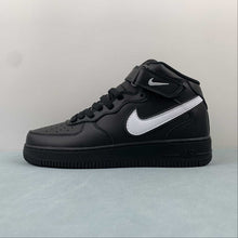 Cargar imagen en el visor de la galería, Air Force 1 07 Mid Black White HK5622-955
