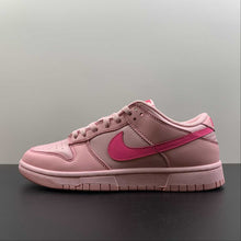 Cargar imagen en el visor de la galería, SB Dunk Low PS Triple Pink DH9756-600