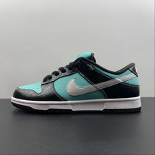 Cargar imagen en el visor de la galería, SB Dunk Low Tiffany Diamond 304292-402
