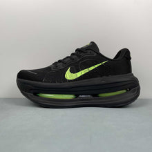 Cargar imagen en el visor de la galería, Nike Vomero Premium Black Green HQ2050-212