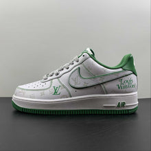 Cargar imagen en el visor de la galería, LV x Air Force 1 07 Low Green White Gray BS8805-603